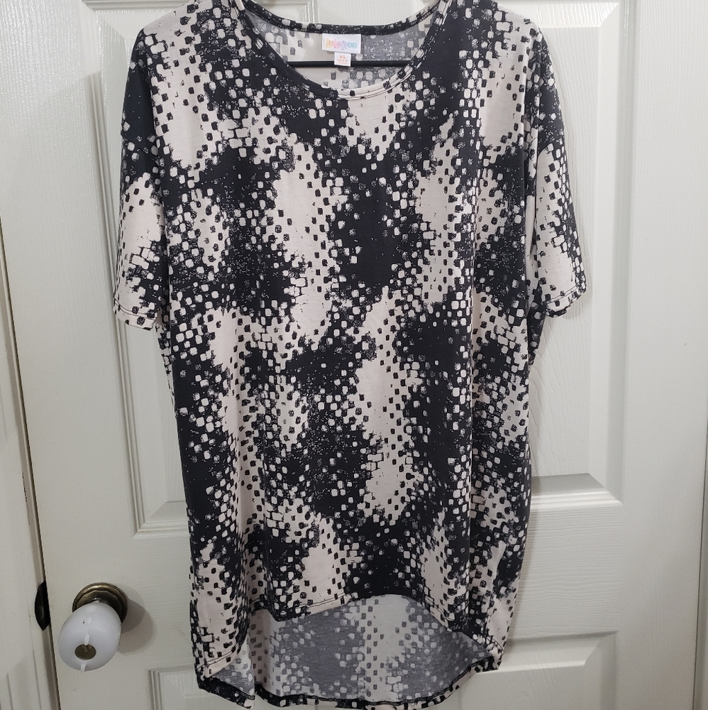LuLaRoe Irma Tunic - Black and white snakeskin print